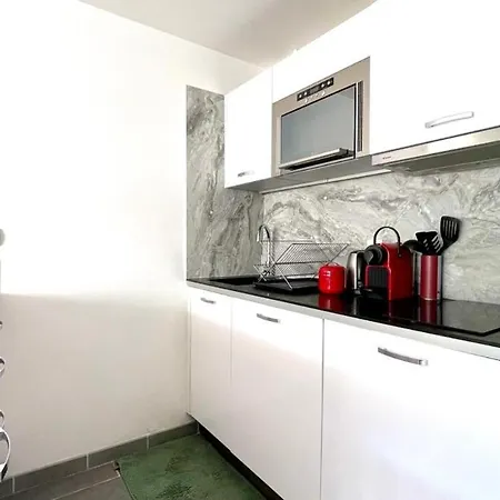 Apartment Incroyable Vue Et Acces ! Antibes