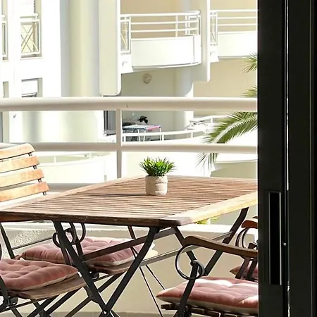 Apartment Incroyable Vue Et Acces ! Antibes